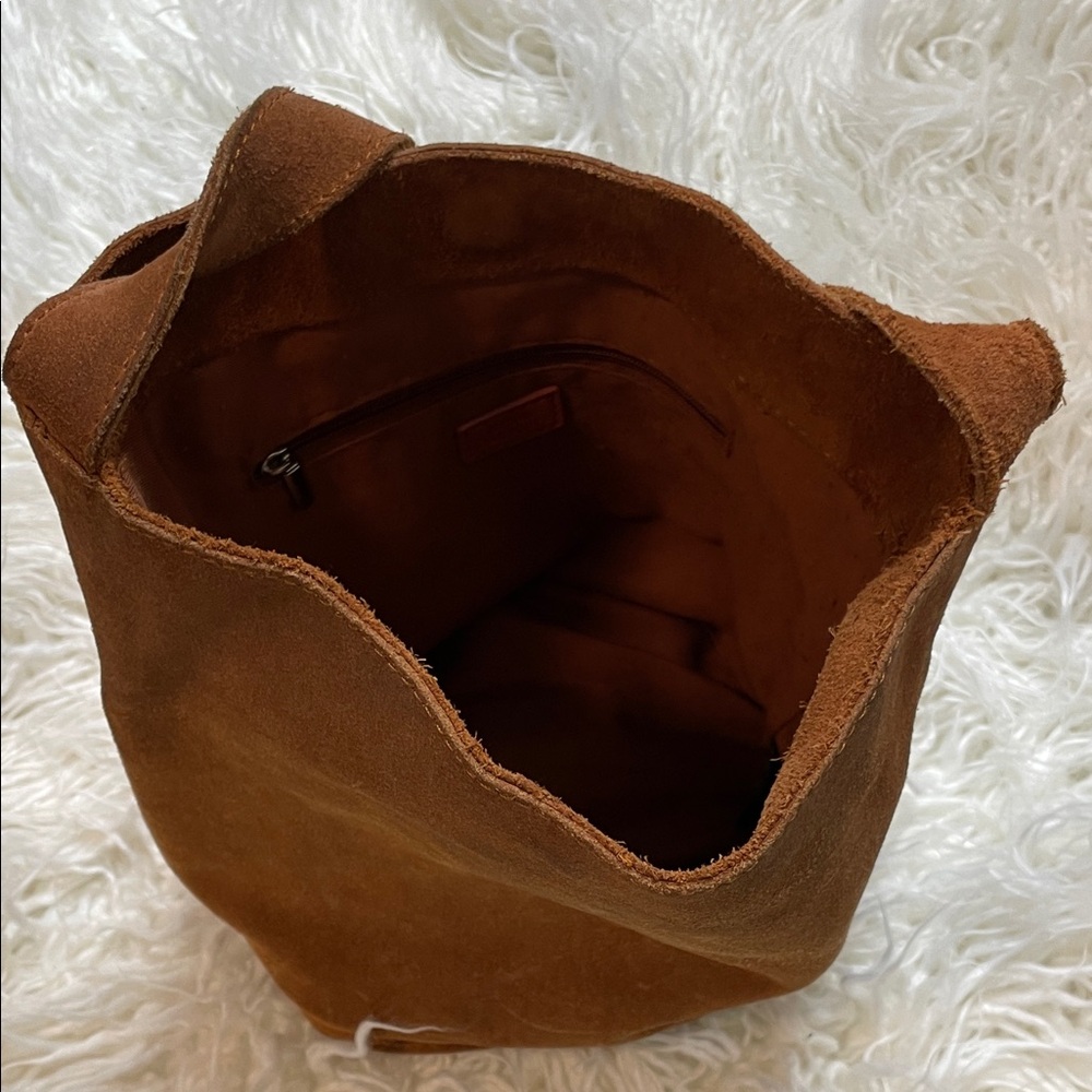 Urban Outfitters Tan Suede Hobo Bag - Picture 2 of 7
